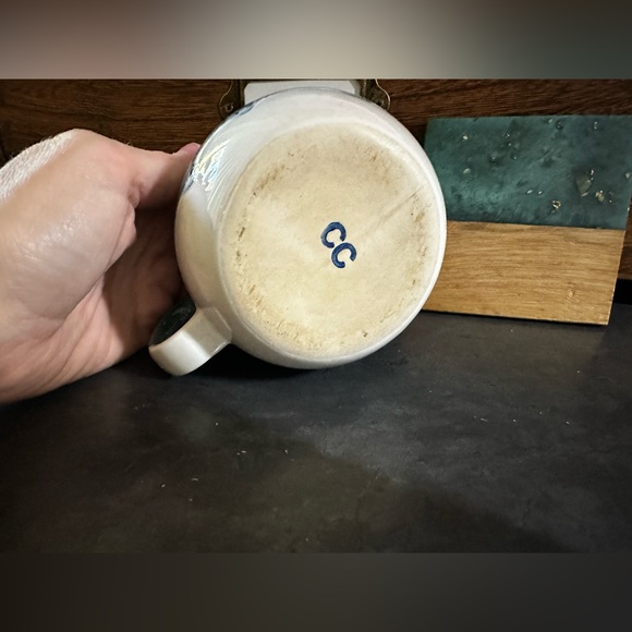 Ceramic Green Mugs & Solid Oak Wood Coasters Stoneware Mug Set - Picture 4 of 5